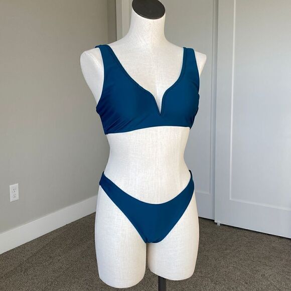 Brand New Teal Cheeky Bikini - Picture 1 of 6